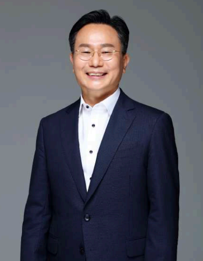 Mr. Kyu Chang Ko